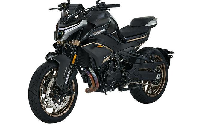 2024 CFMOTO NK 800