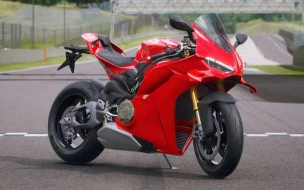 2025 Ducati Panigale V4