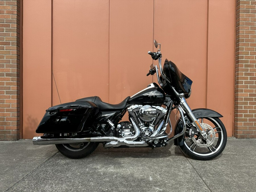 2014 Harley-Davidson Street Glide BLACK