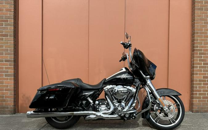 2014 Harley-Davidson Street Glide BLACK