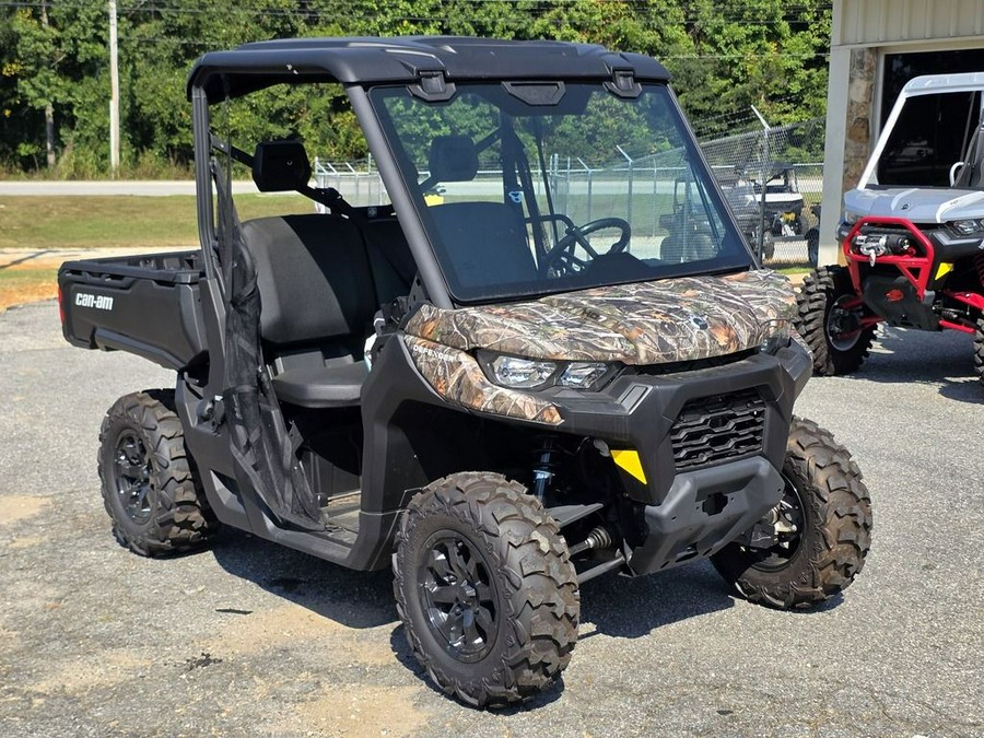 2025 Can-Am Defender DPS HD7