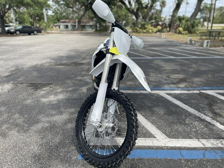 2025 Husqvarna® FX 350