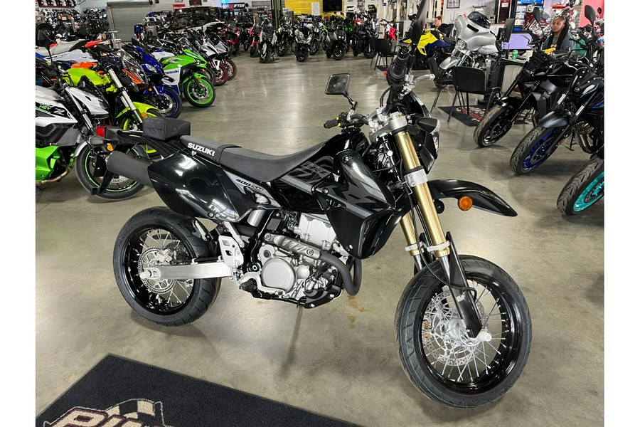 2024 Suzuki DR-Z400SM