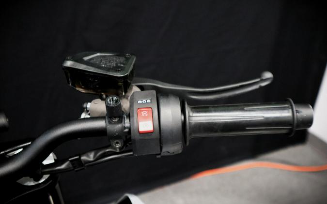 2023 KTM 790 Duke