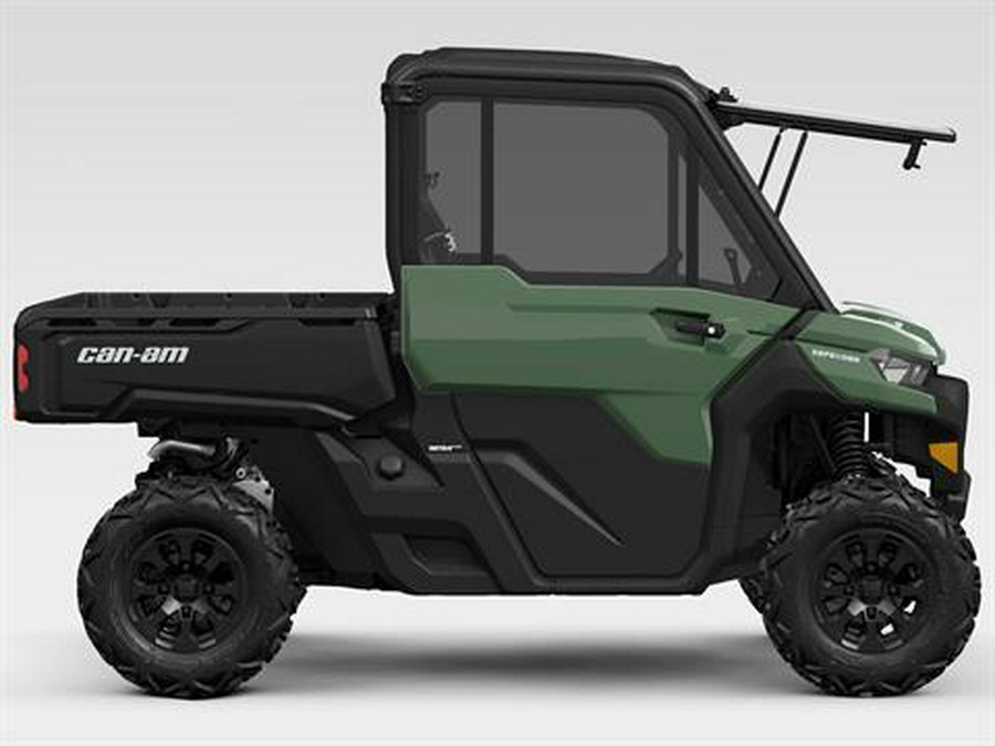 2025 Can-Am Defender DPS CAB