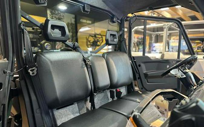 2025 Can-Am Defender DPS CAB