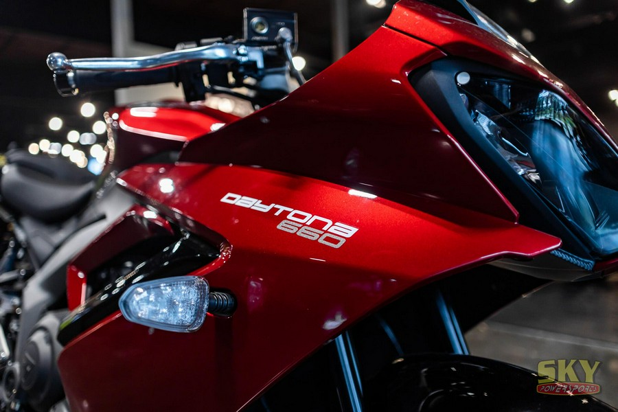 2025 Triumph Daytona 660