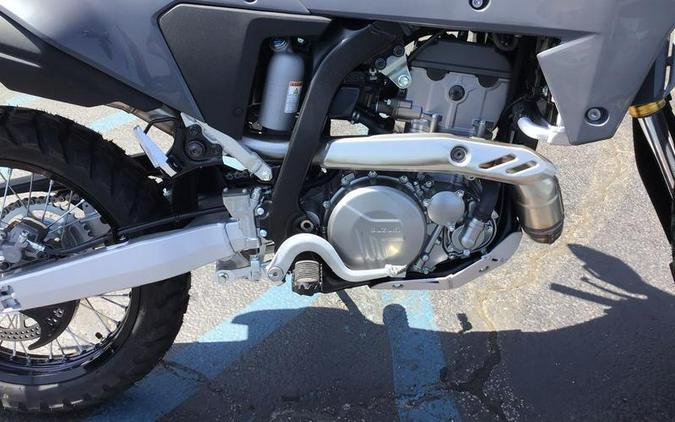 2026 SUZUKI DR-Z4SM