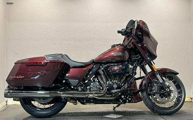 Harley-Davidson CVO™ Street Glide® 2024 FLHXSE 84410855 COPPERHEAD W/ PINSTRIPE