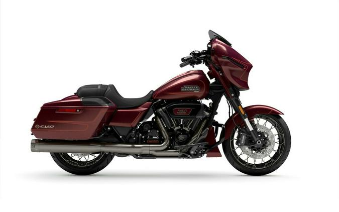 Harley-Davidson CVO™ Street Glide® 2024 FLHXSE 84410855 COPPERHEAD W/ PINSTRIPE