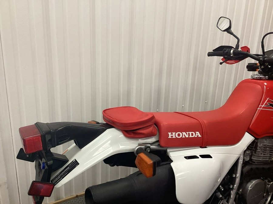 2017 Honda XR™ 650L