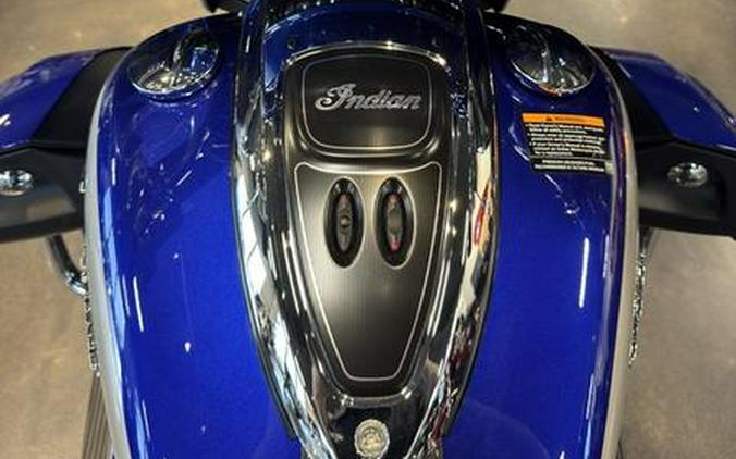 2024 Indian Motorcycle® Roadmaster® with Powerband Audio Package Black Metallic