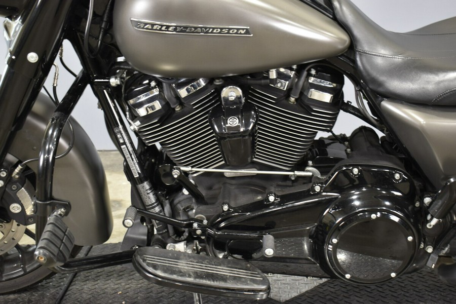 2018 Harley-Davidson Road King Special FLHRXS