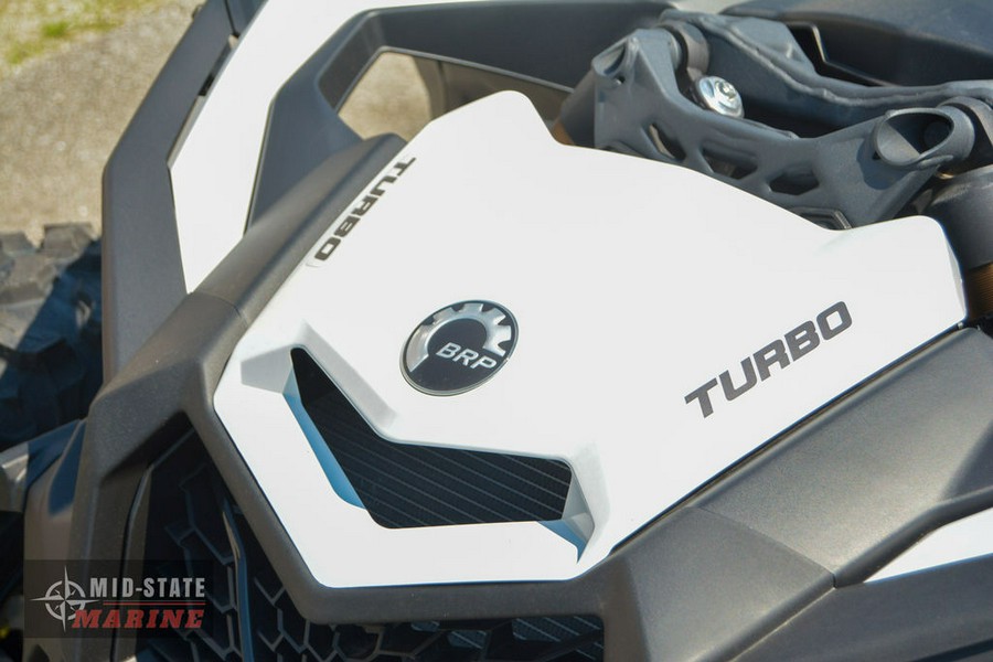 2024 Can-Am® Maverick X3 DS Turbo Catalyst Gray