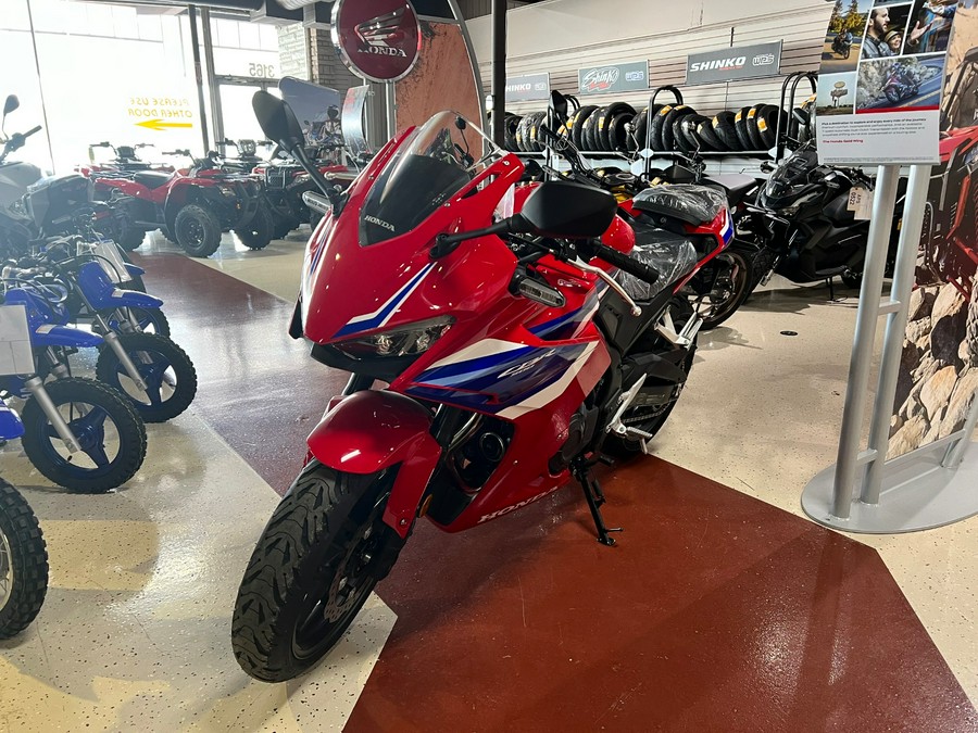 2025 Honda CBR500R