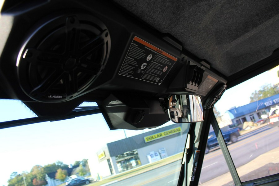 2026 Can-Am Defender MAX Limited HD11