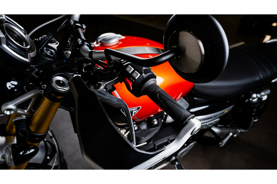 2025 Triumph Scrambler 1200 XE