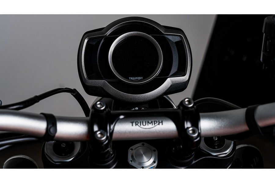 2025 Triumph Scrambler 1200 XE