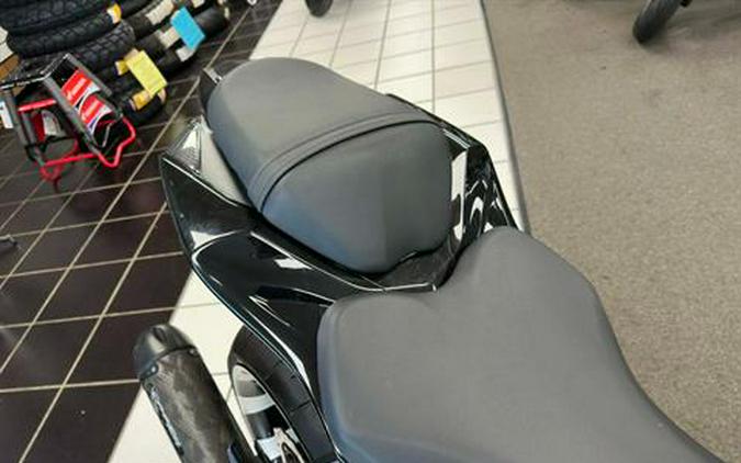 2016 Suzuki GSX-R1000 Commemorative Edition