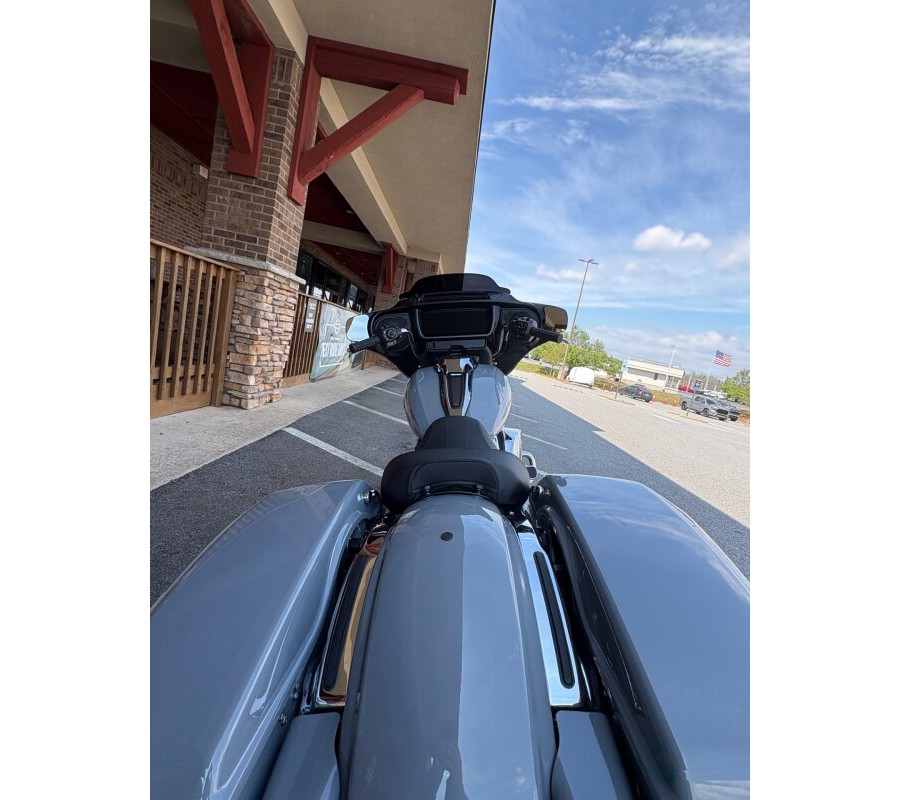 2026 Street Glide Dark Billiard Gray Solo