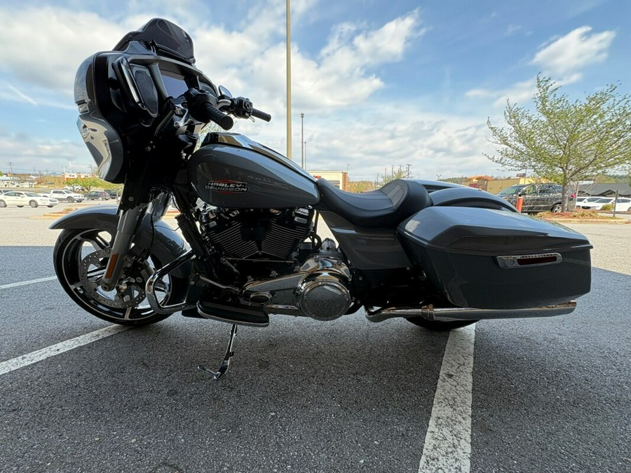 2026 Street Glide Dark Billiard Gray Solo
