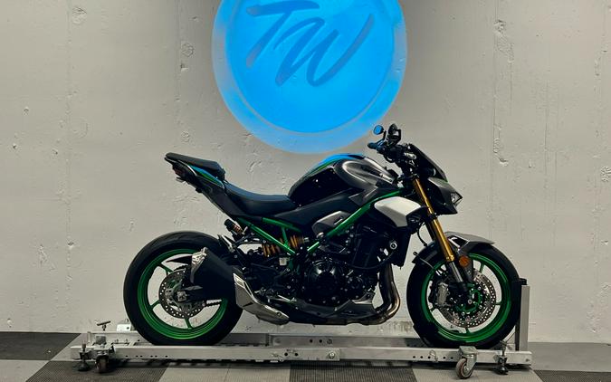 2025 Kawasaki Z900 SE ABS
