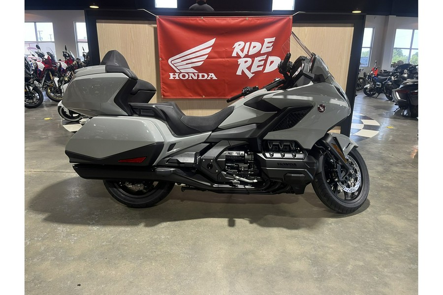 2026 Honda GOLDWING TOUR DCT