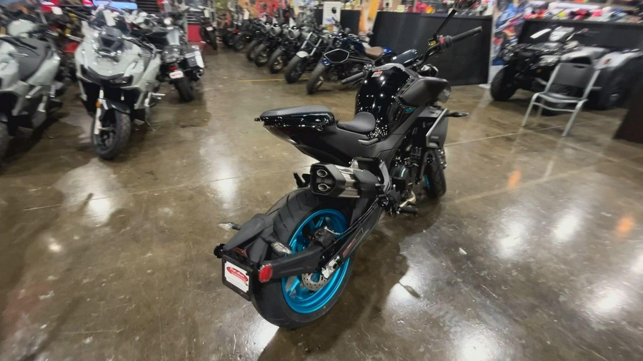 2026 CFMOTO 800 NK