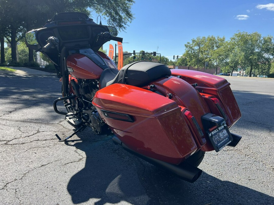 2024 FLHX Street Glide®