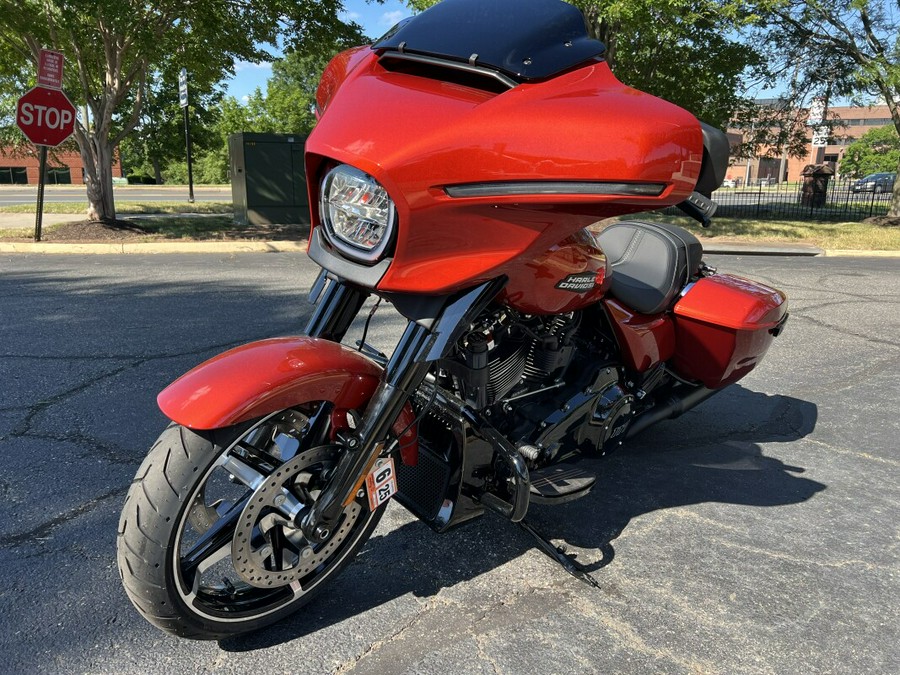 2024 FLHX Street Glide®