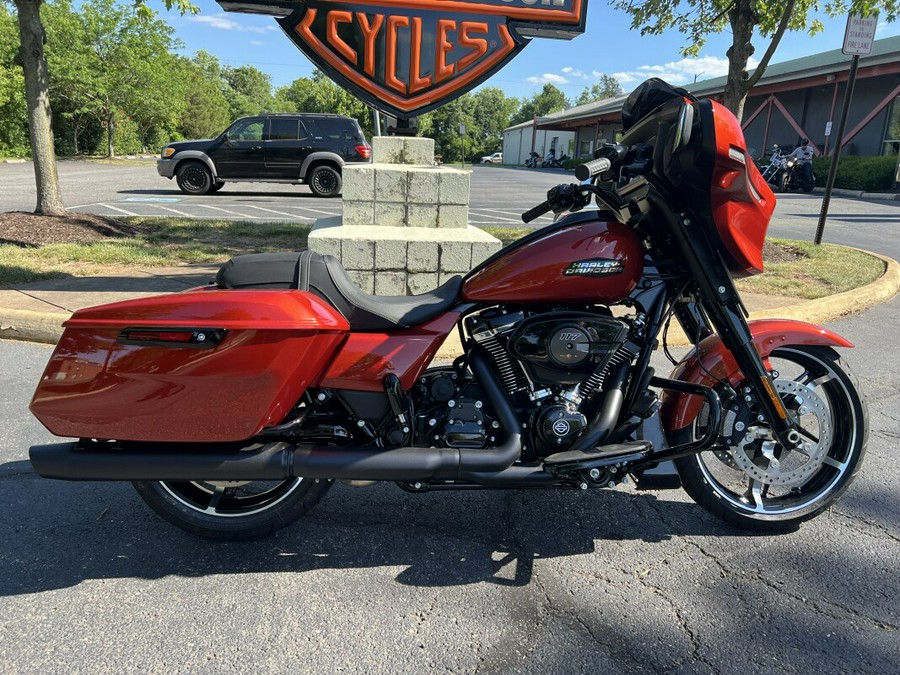 2024 FLHX Street Glide®