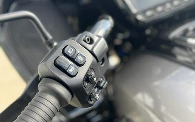 2026 Indian Motorcycle® Pursuit® Dark Horse® Heavy Metal