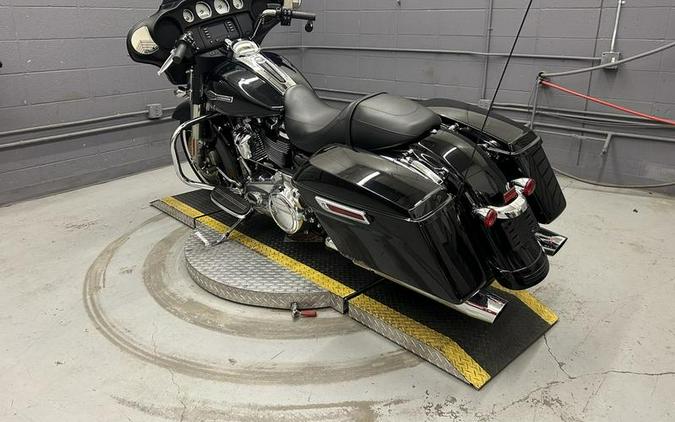 2021 Harley-Davidson® FLHX - Street Glide®