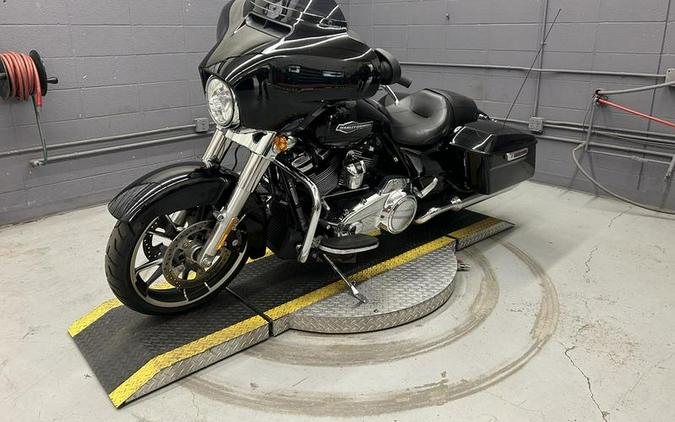 2021 Harley-Davidson® FLHX - Street Glide®