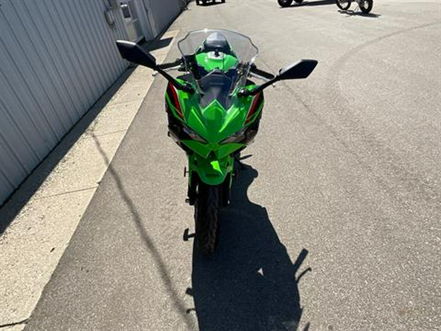 2024 Kawasaki Ninja 500 KRT Edition SE ABS