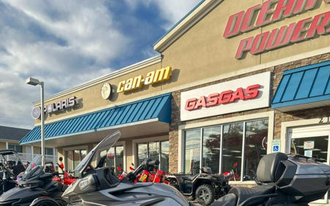 2017 Can-Am® Spyder® F3 Limited 6-Speed Semi-Automatic (SE6)