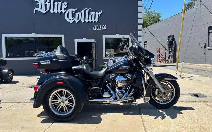 2015 Harley-Davidson Triglide FLHTCUTG