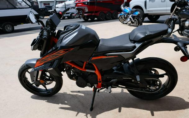 2026 KTM 390 DUKE