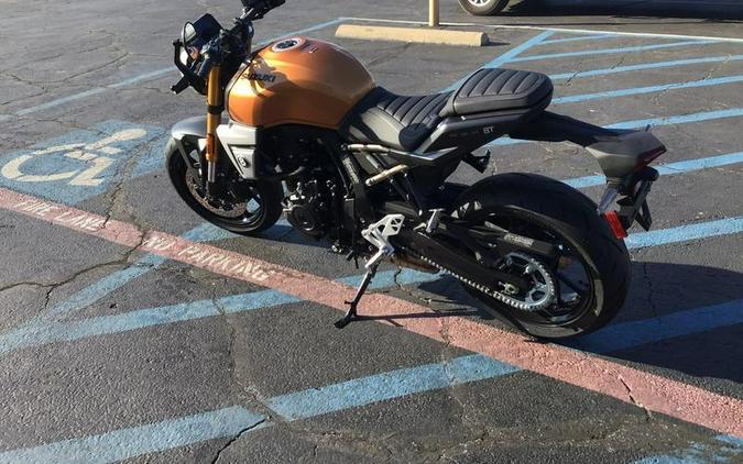2026 SUZUKI GSX-8T