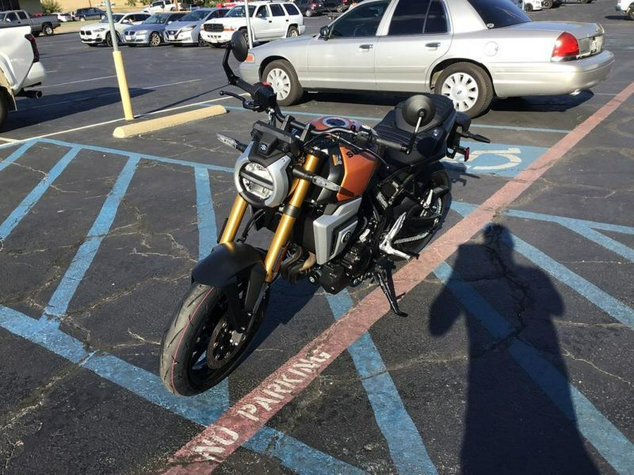2026 SUZUKI GSX-8T
