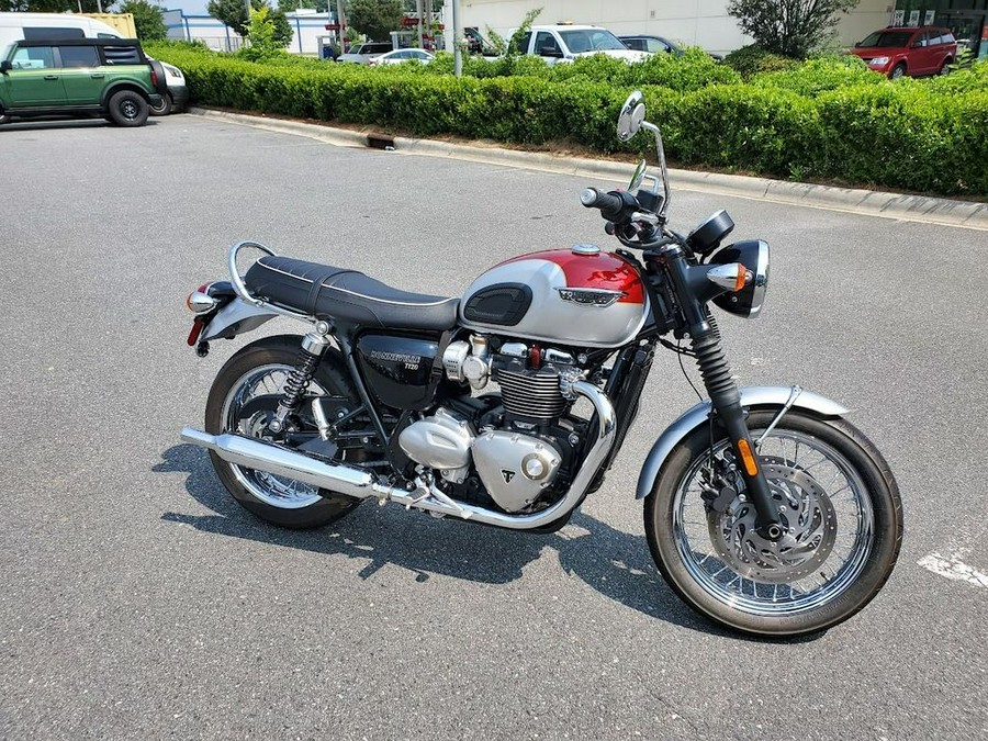 2016 Triumph Bonneville T120 2 Tone