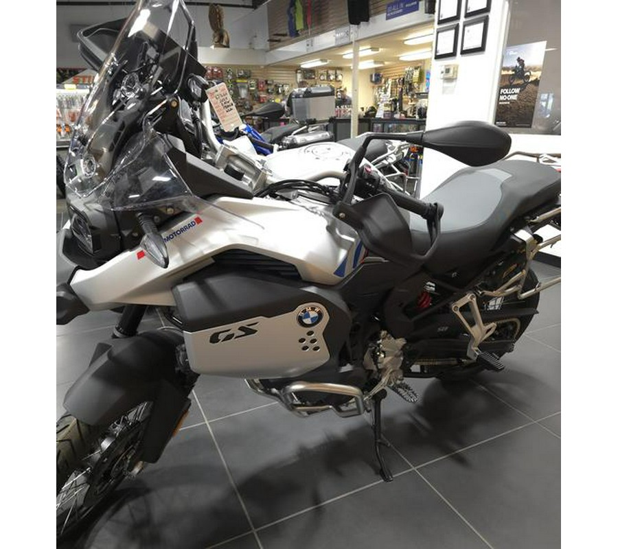 2024 BMW F900GSA