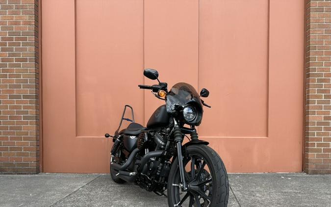 2022 Harley-Davidson Iron 883 BLACK DENIM