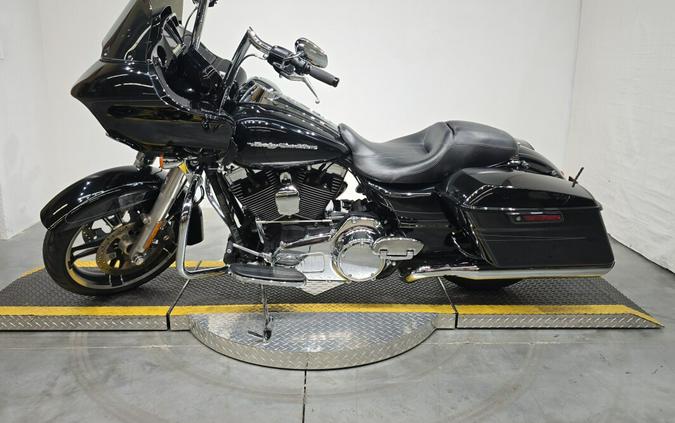 FLTRXS 2015 Road Glide® Special