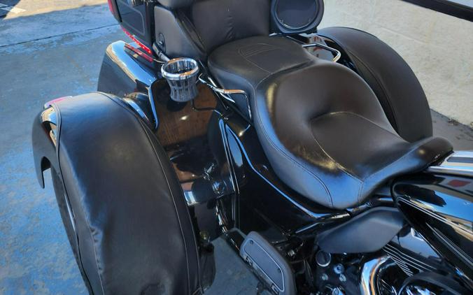 FLHTCUTG 2013 Tri Glide Ultra Classic
