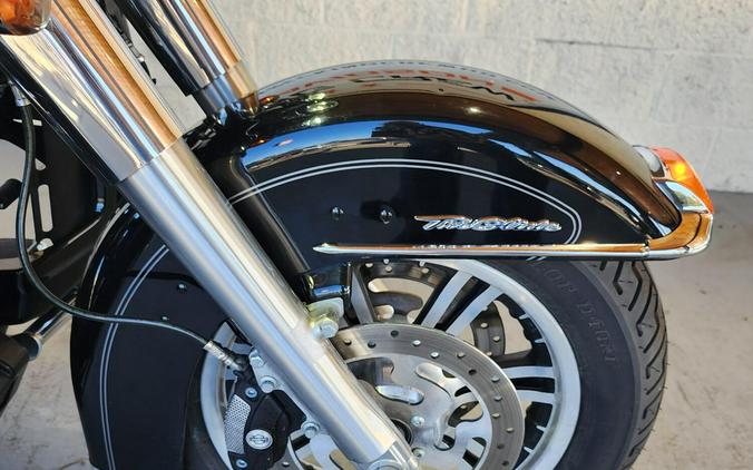 FLHTCUTG 2013 Tri Glide Ultra Classic