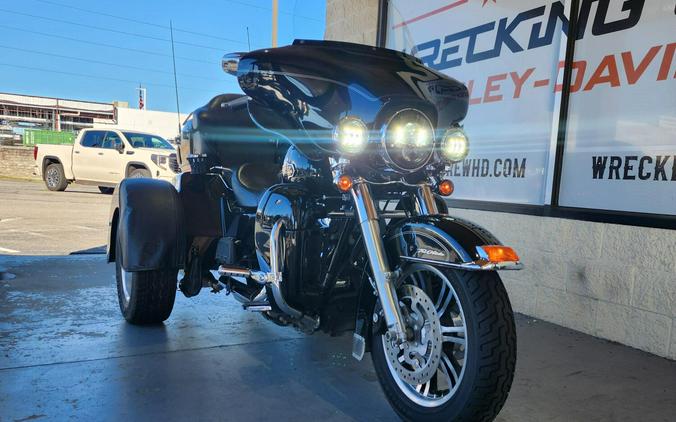 FLHTCUTG 2013 Tri Glide Ultra Classic
