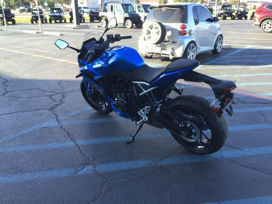 2026 SUZUKI GSX-8R
