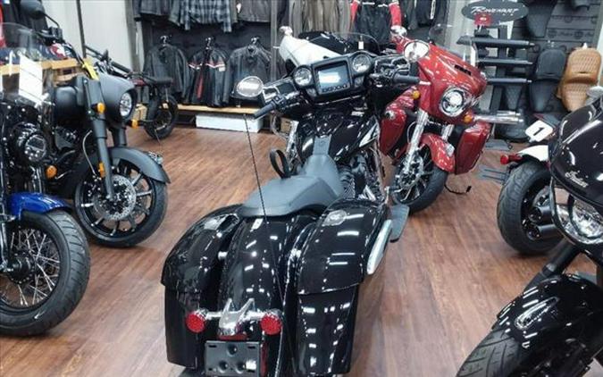 2024 Indian Motorcycle® Chieftain® Black Metallic