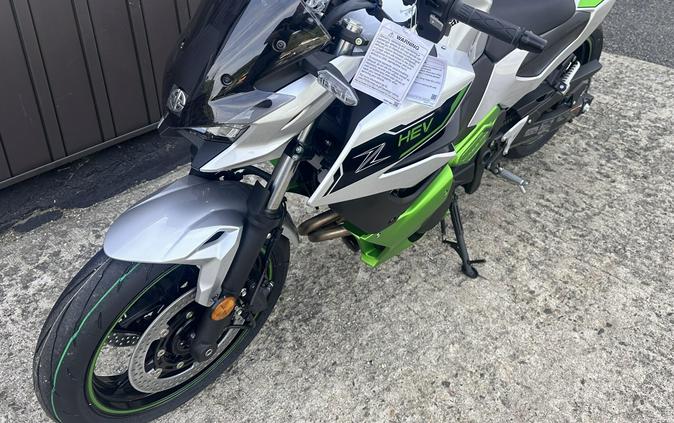 2024 Kawasaki Z7 Hybrid ABS